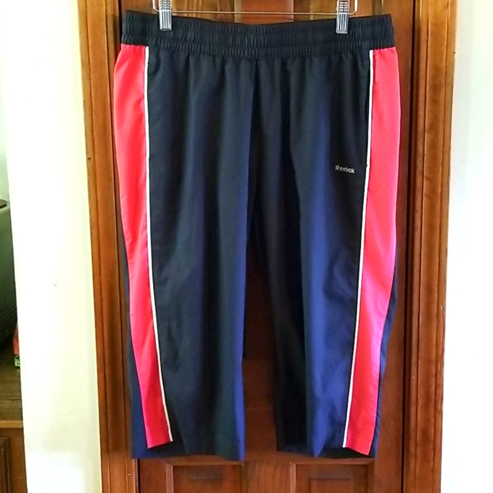 Women's Reebok tracksuit capri pants size large